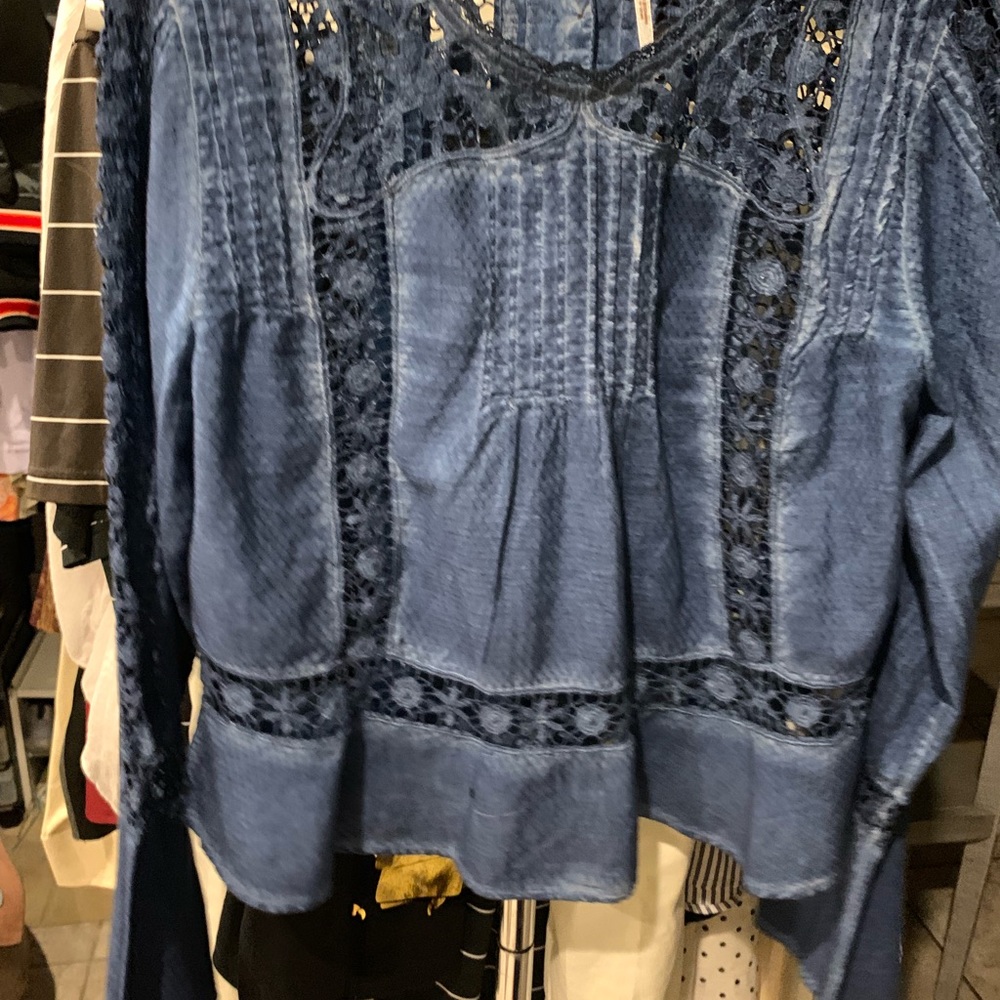 Free people demin top - Picture 4 of 5